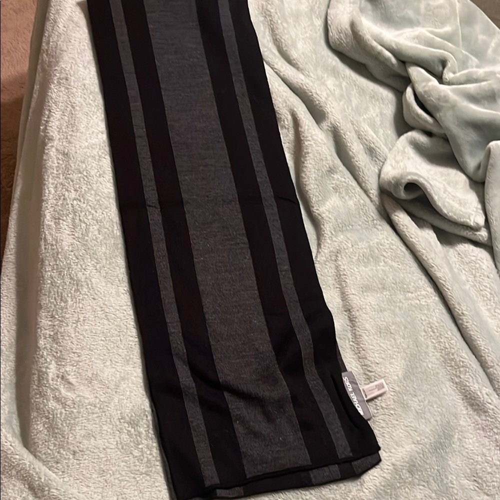 Michael Kors Black and Gray Scarf - Picture 7 of 8